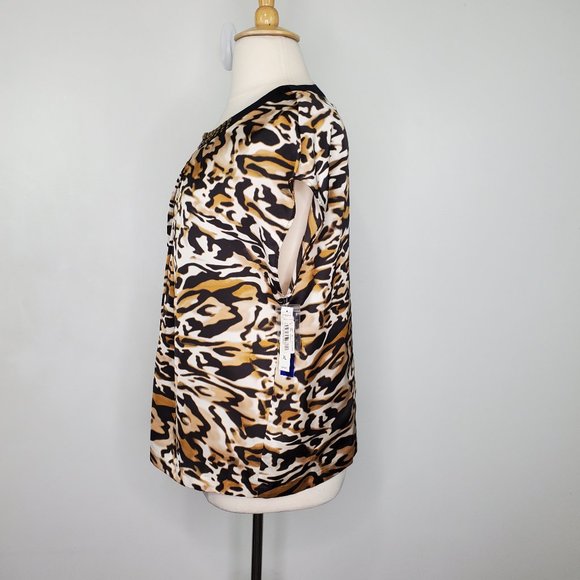 Peter Nygard Style #1216Z610 Animal Tiger Print Stud Detail Top NEW NWT Size XL - Picture 4 of 13
